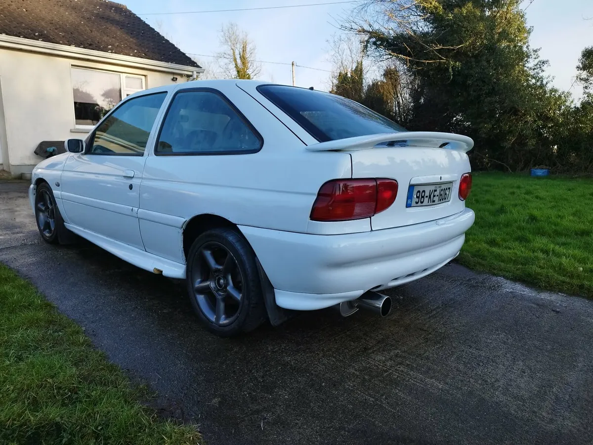 Ford Escort 1.8 GTI - Image 3