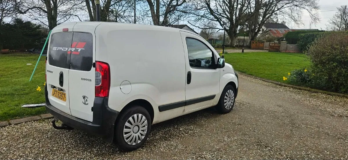 2012 Peugeot Bipper DIESEL MOT'D OCT £1350 - Image 3