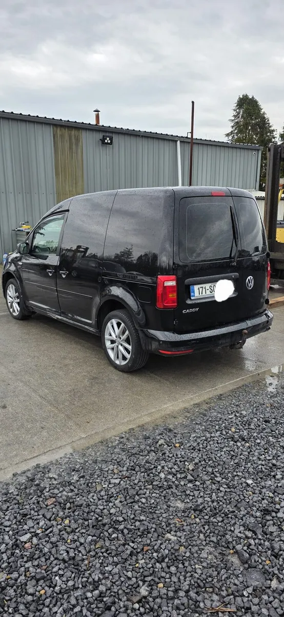 171 VW CADDY 2.0 DIESEL AUTOMATIC - Image 4