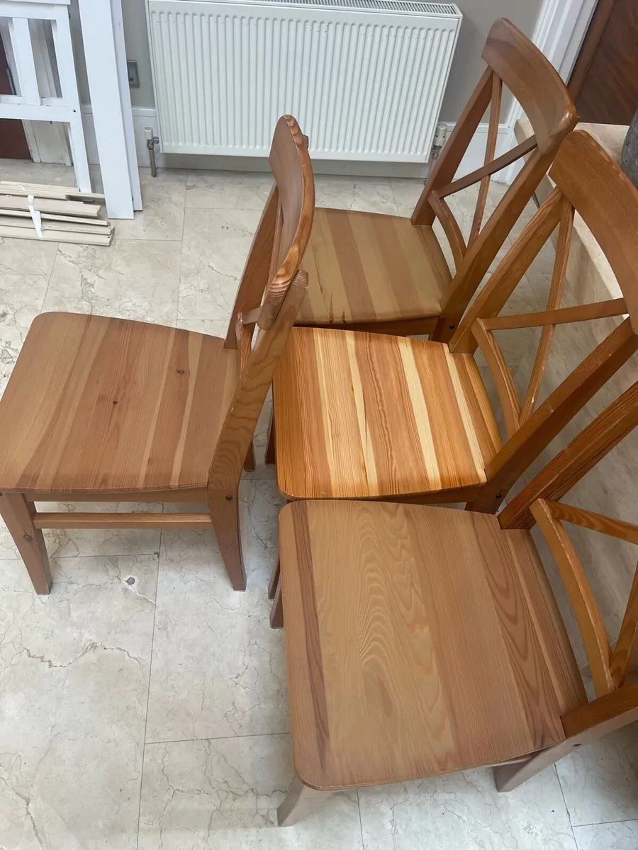 4 x Spotless Matching Wooden Kitchen Dining Chairs - Image 2
