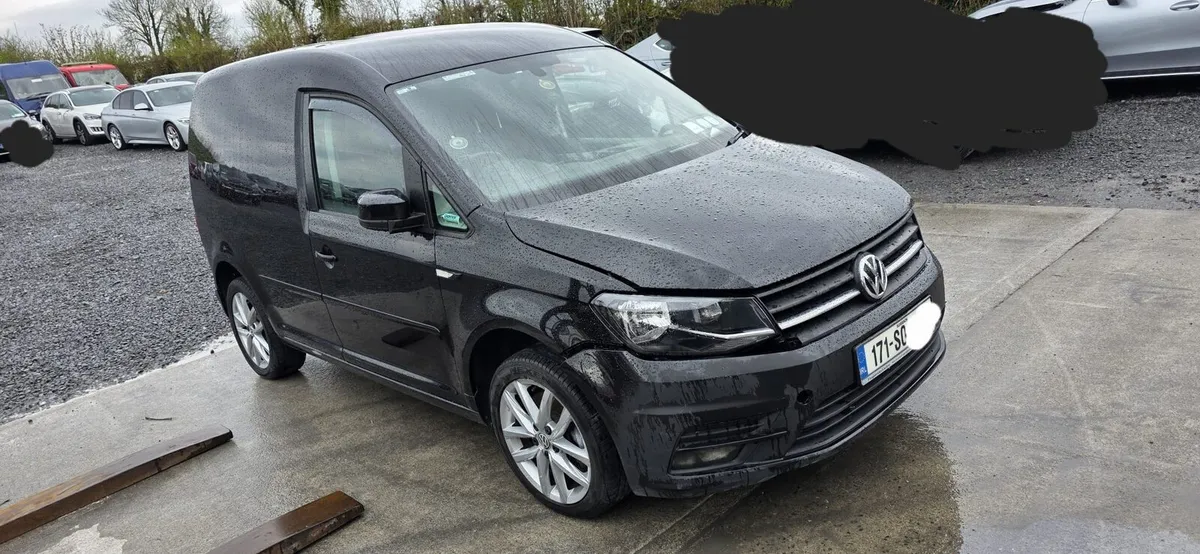 171 VW CADDY 2.0 DIESEL AUTOMATIC - Image 3