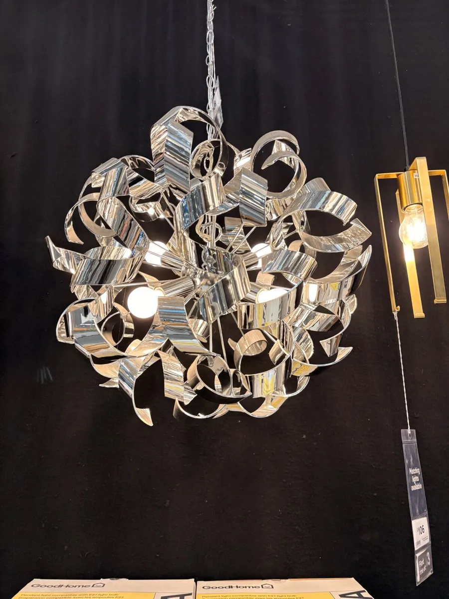 Pendant light