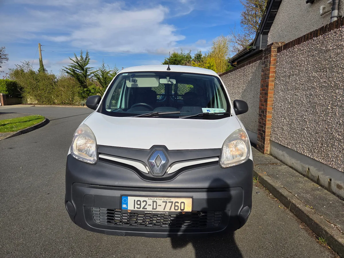 Renault Kangoo LWB, taxed and new test - Image 2
