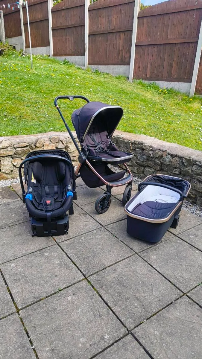 Zummi Solo 3 Piece Set Baby Stroller - Image 1