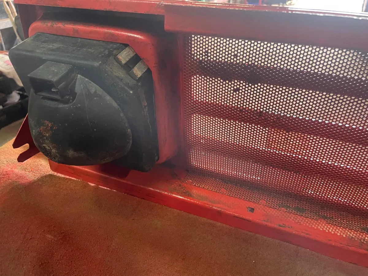 Light Holder with Original Lights - Image 2