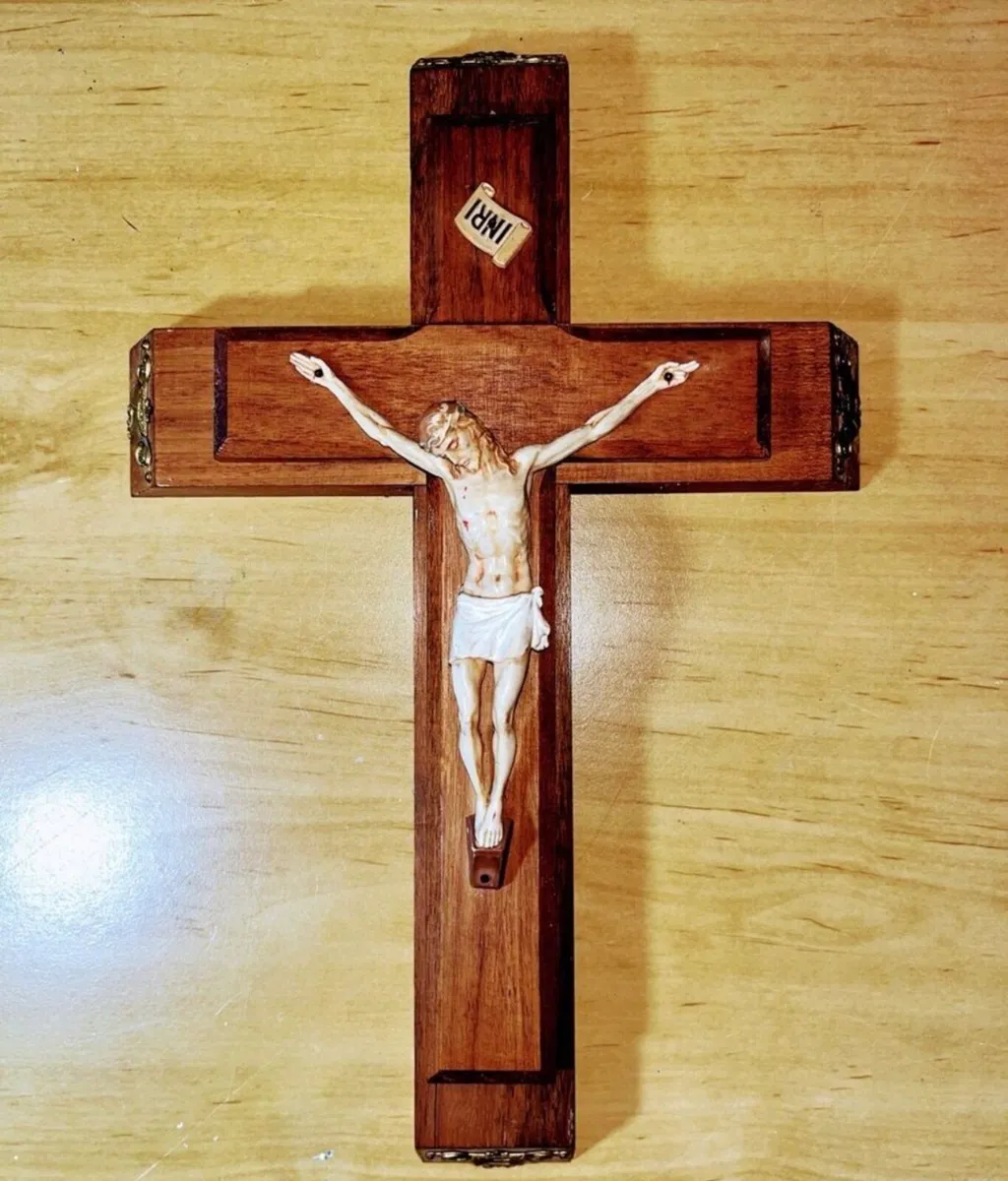 Vintage Crucifix - Image 2