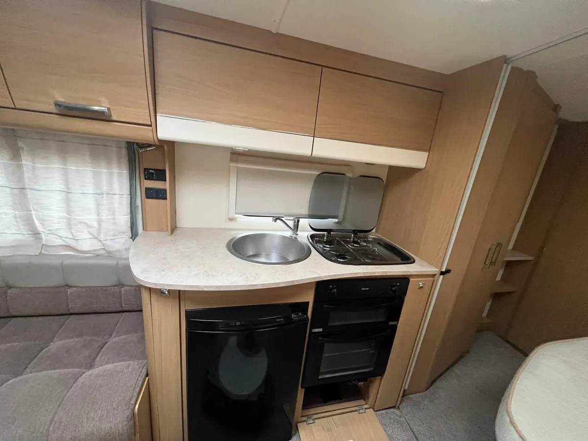 Caravan Elddis Avante 540 - Image 2