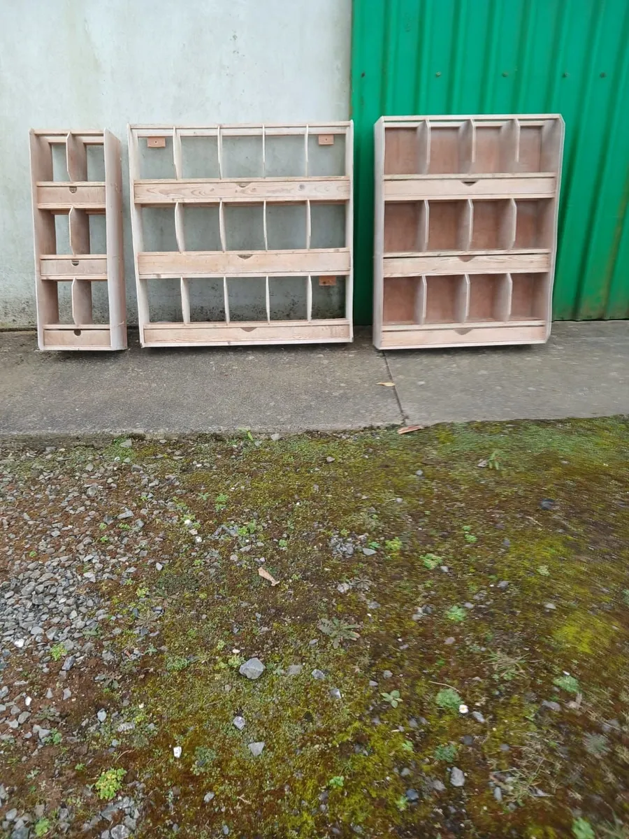 Pidgeon Box Perches - Image 1