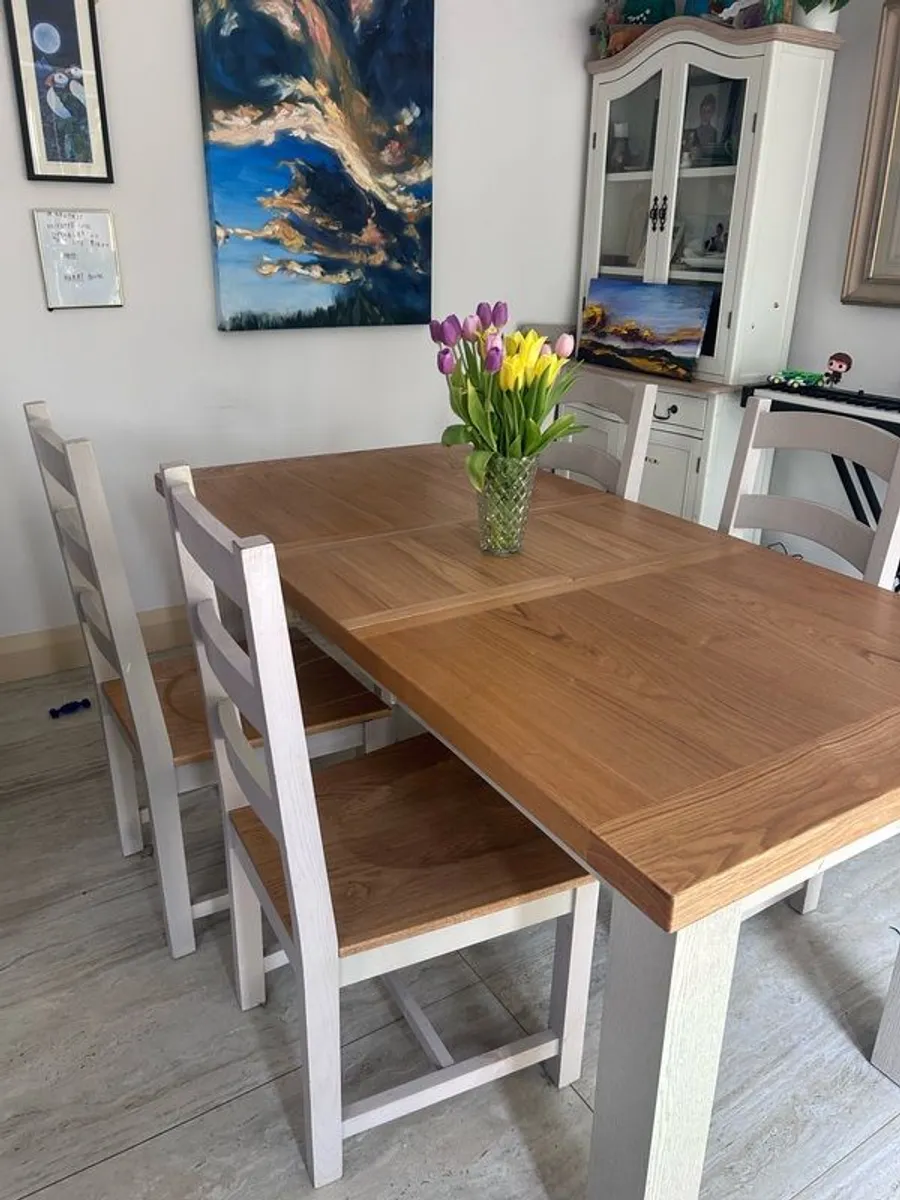 dining table and chairs - Image 3