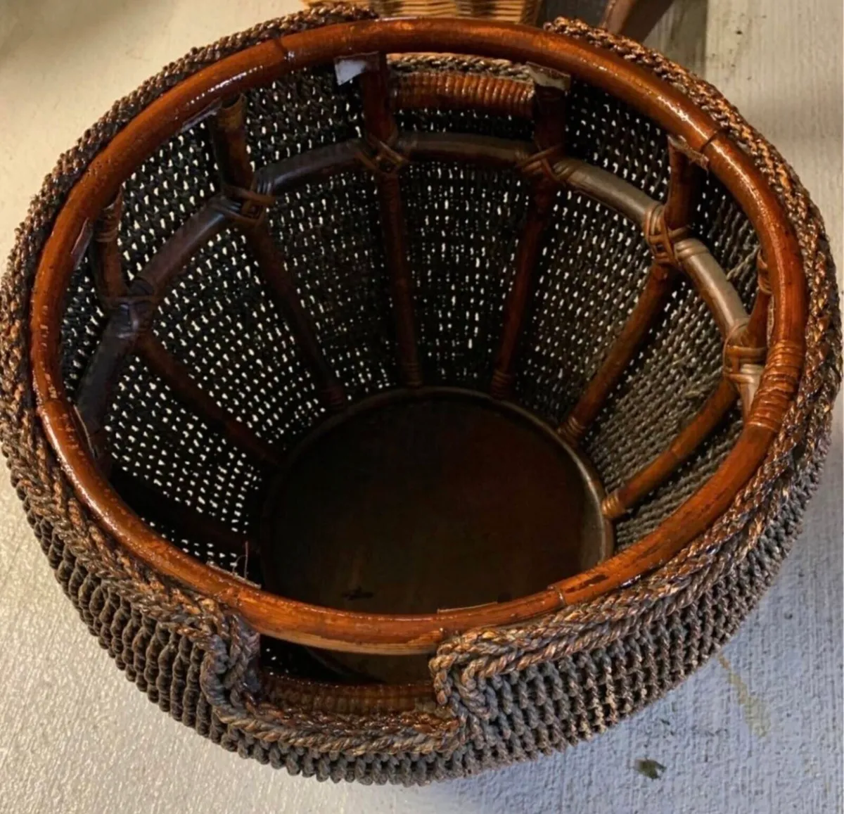 Large Vintage Basket - Image 1