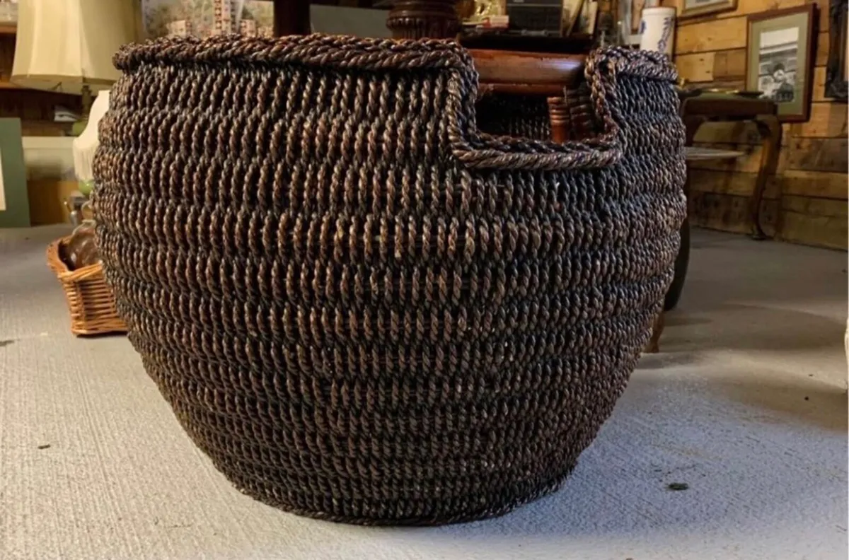 Large Vintage Basket - Image 2