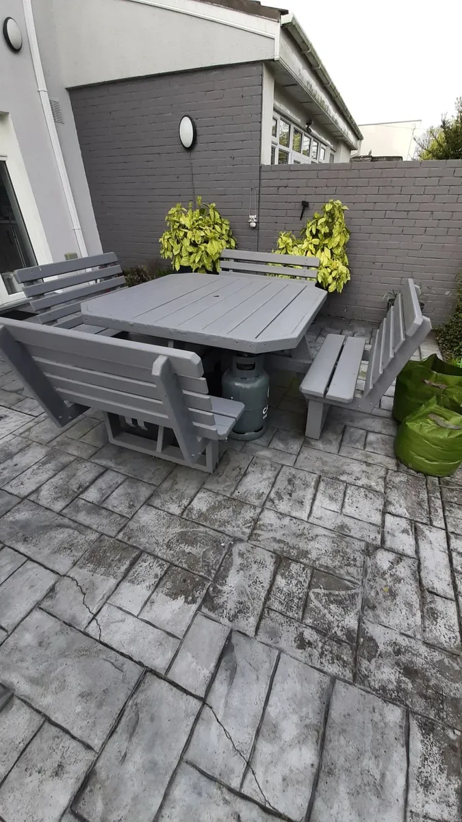 Garden furniture - Image 1