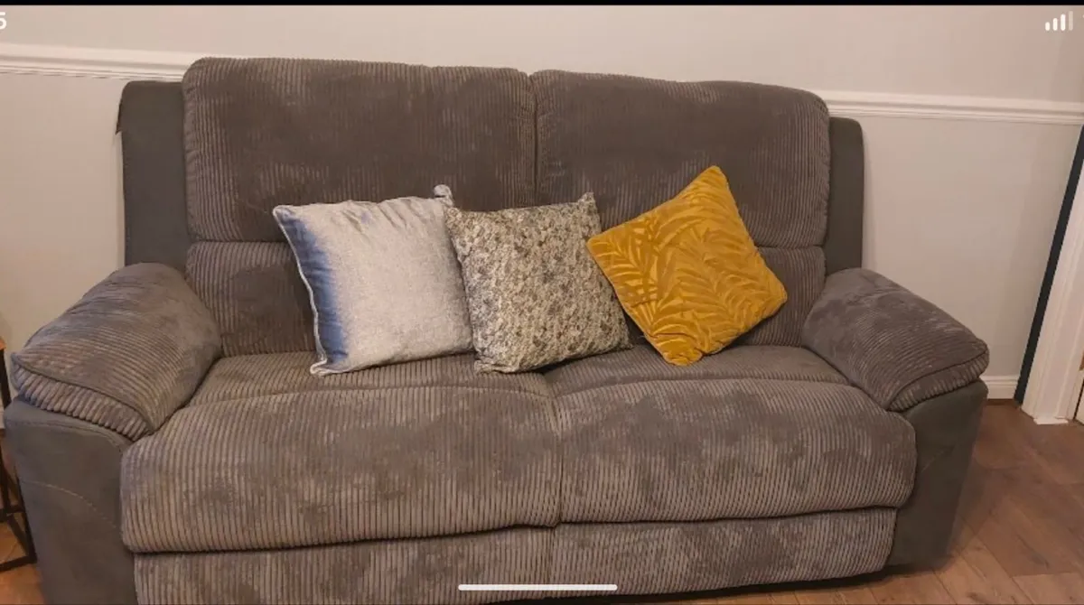 Soft Grey Recliner Sofa (Manual) - Image 2