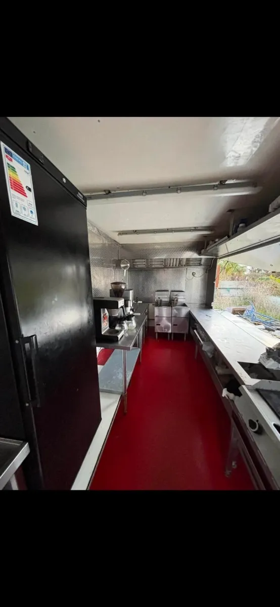 Food Truck - Image 3