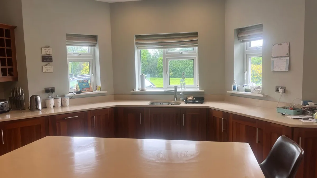 Solid wood walnut kitchen - Image 3