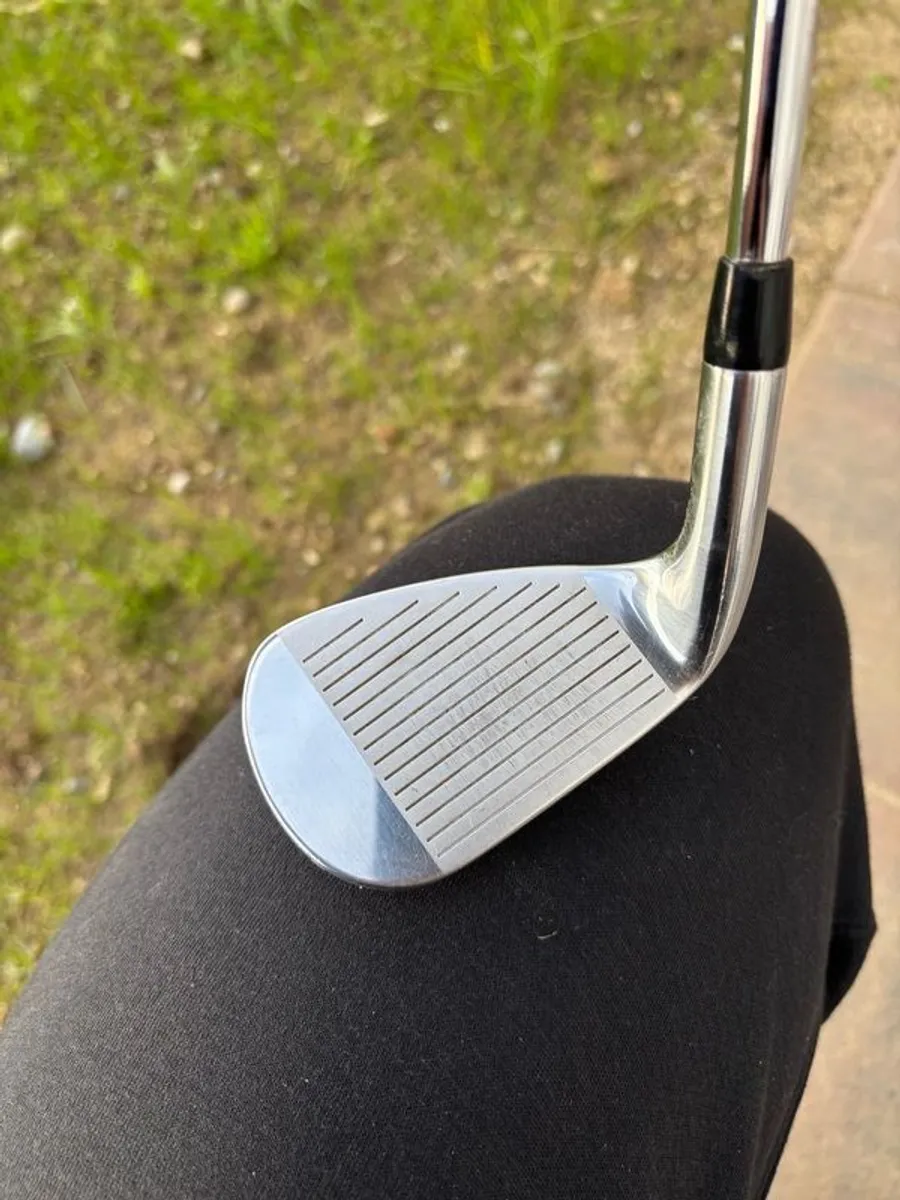 Titleist T350 irons - Image 3