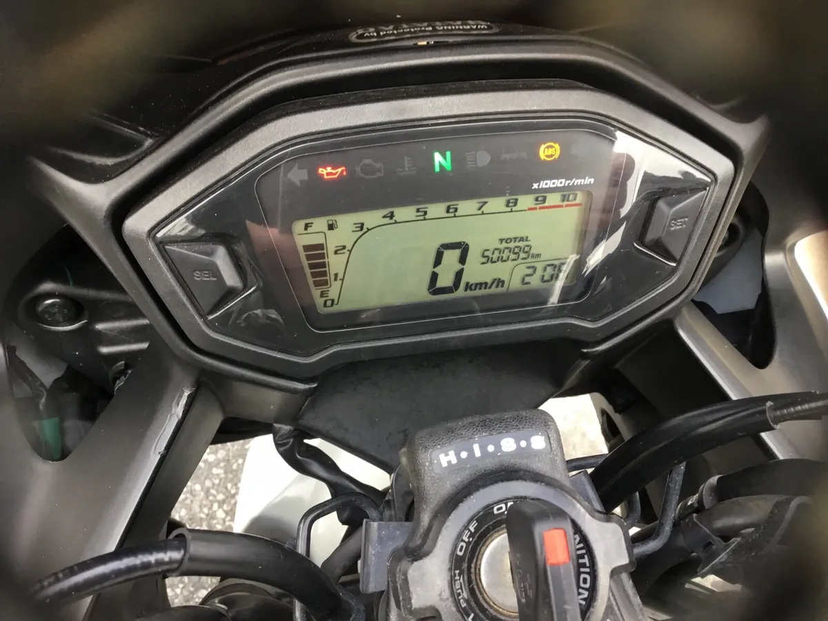 Honda CBR500R ABS 2013 - Image 2