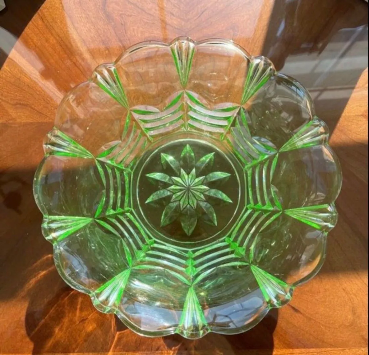 1930s Uranium Bowl - Image 4