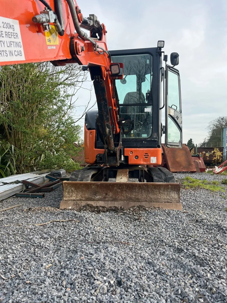 Hitachi ZX 26U - 5A - Image 3