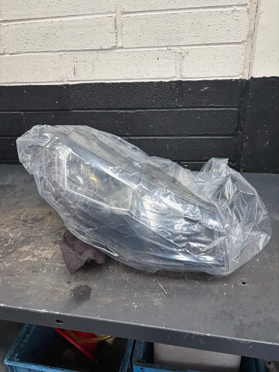 Caddy 2024 headlights brand new - Image 1