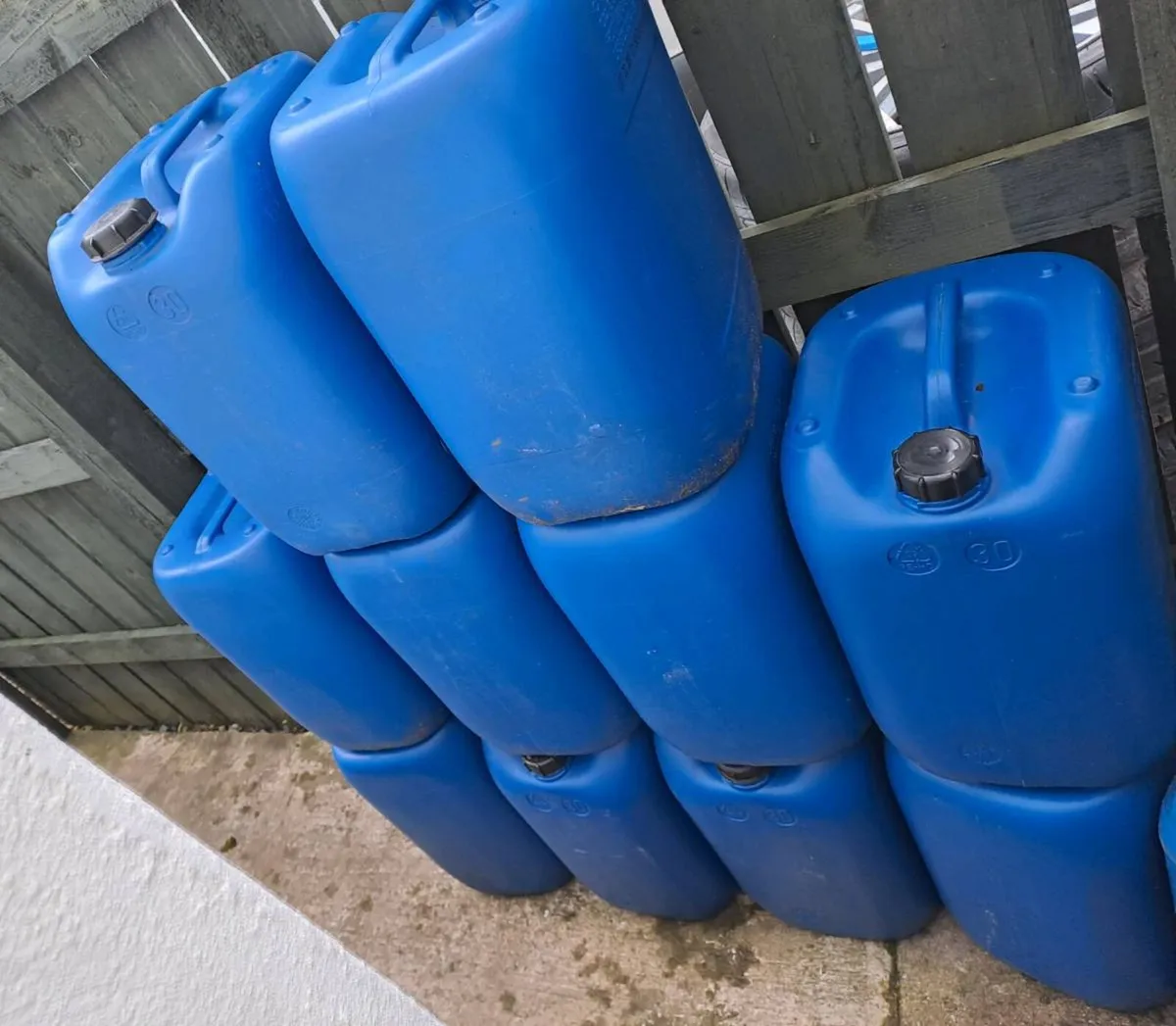 30 litre drums - Image 1