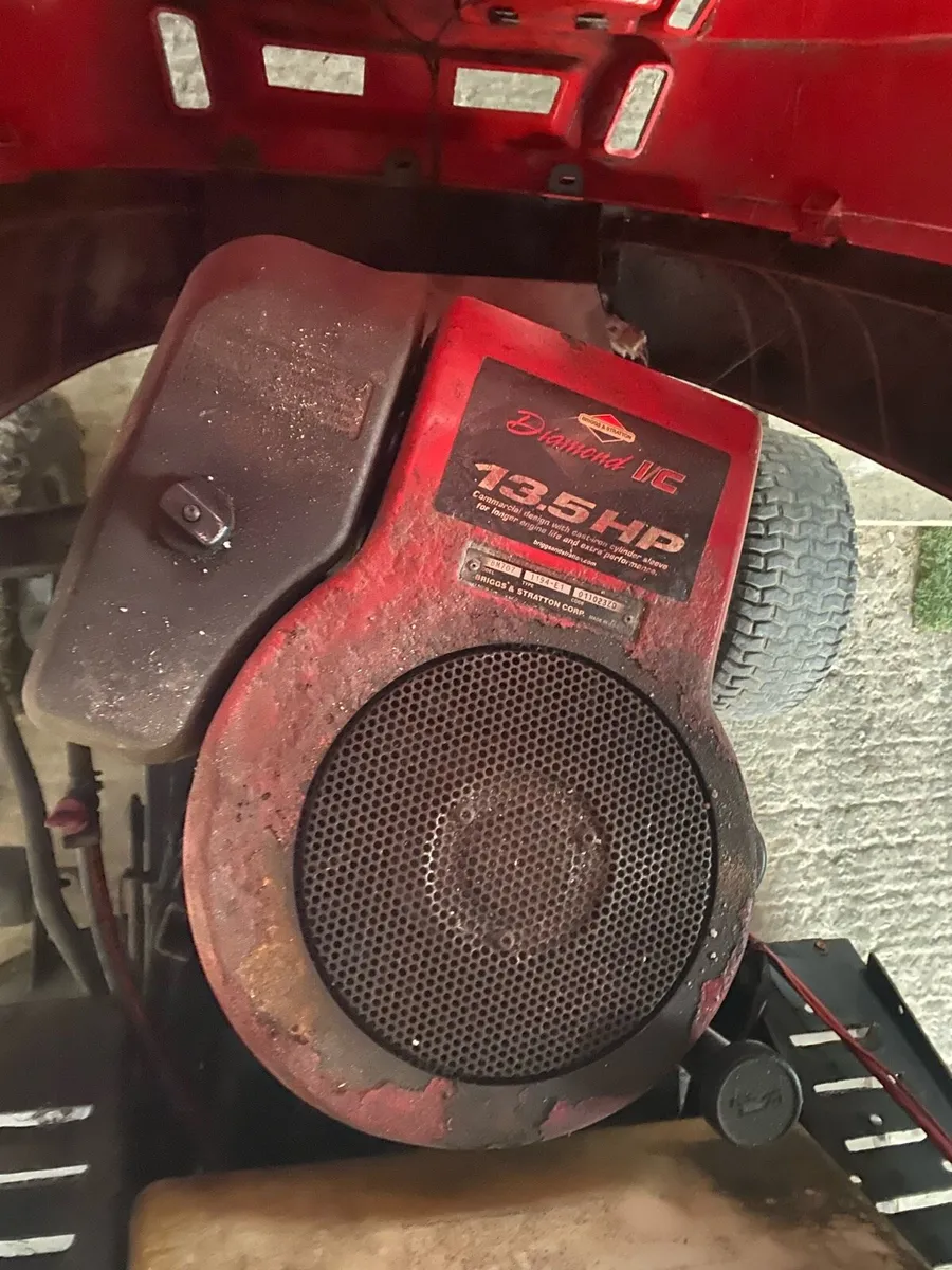 Castle garden lawnmower - Image 4