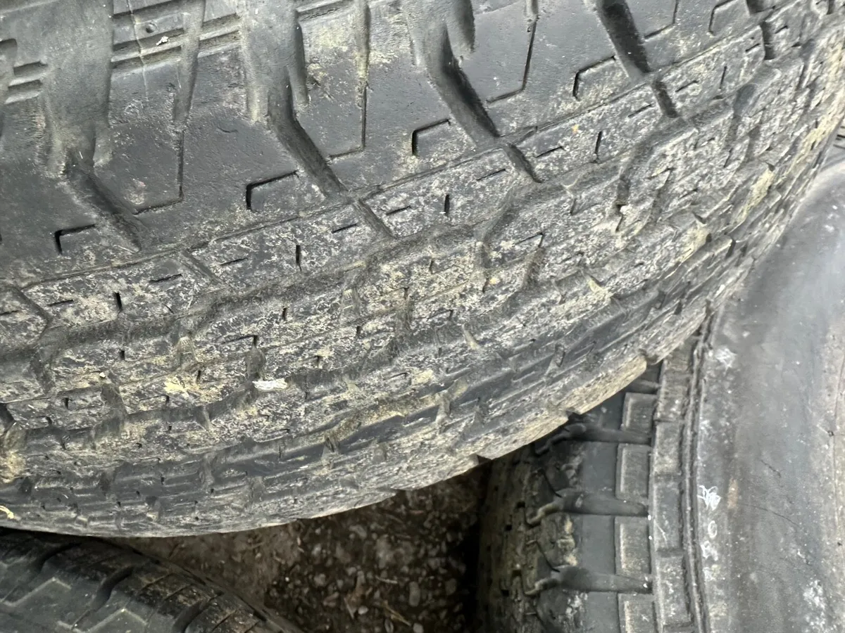 Landcruiser Amazon wheels & tyres - Image 2