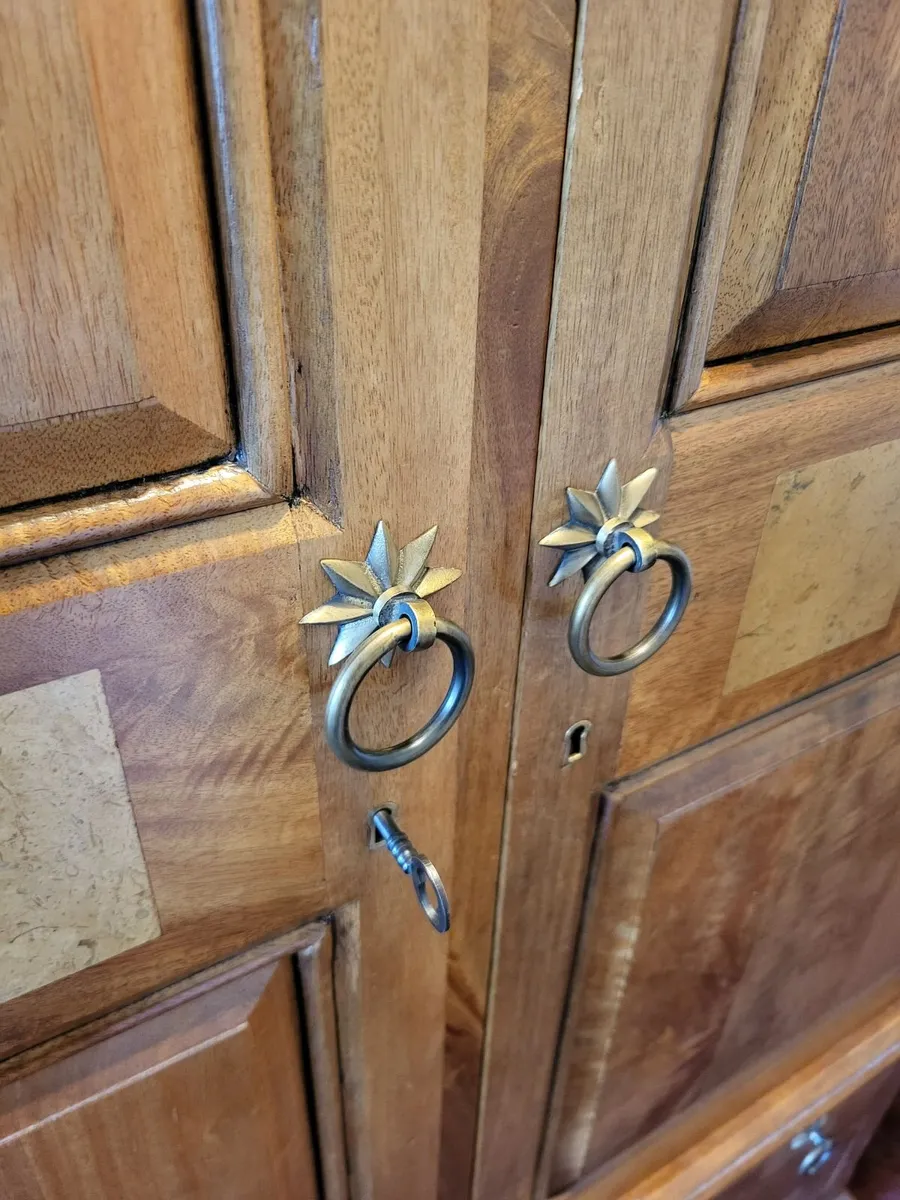 Hardwood Wardrobe - Image 3