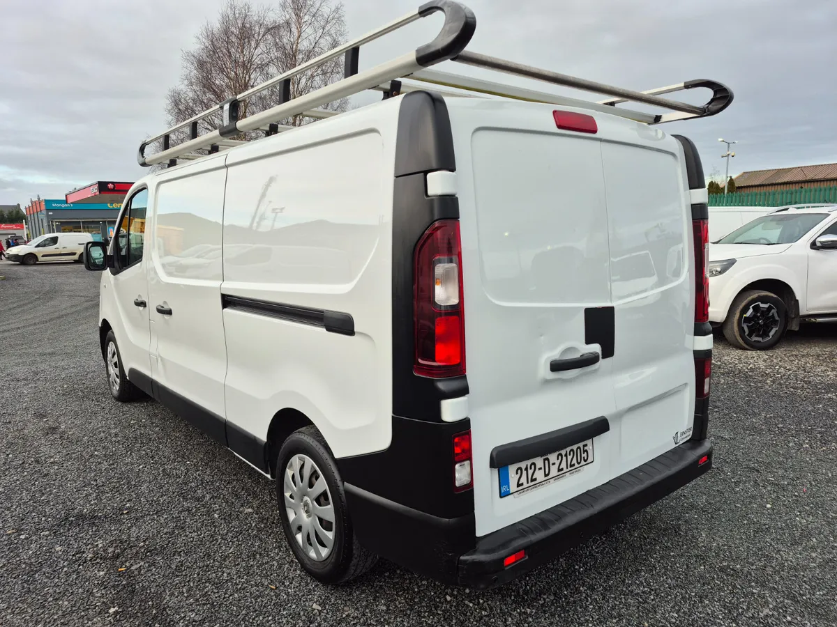 RENAULT TRAFIC LOW MILEAGE INCUDES VAT - Image 4