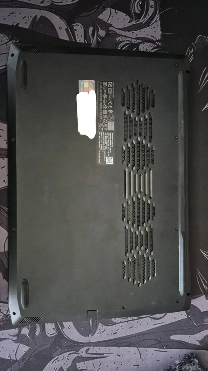 Lenovo IdeaPad Gaming 3-15 R5-5500H - Image 3