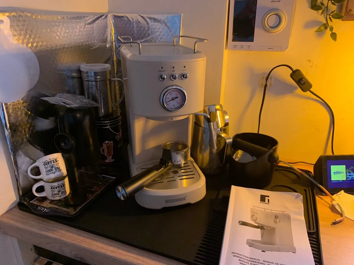 Coffee machine - Image 1