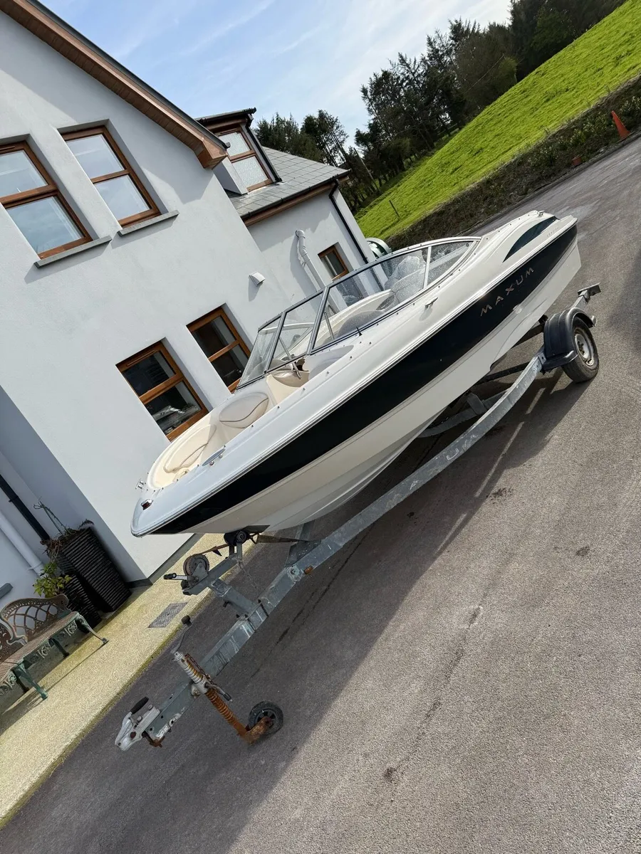 Bayliner / Maxum speed Boat - Image 1
