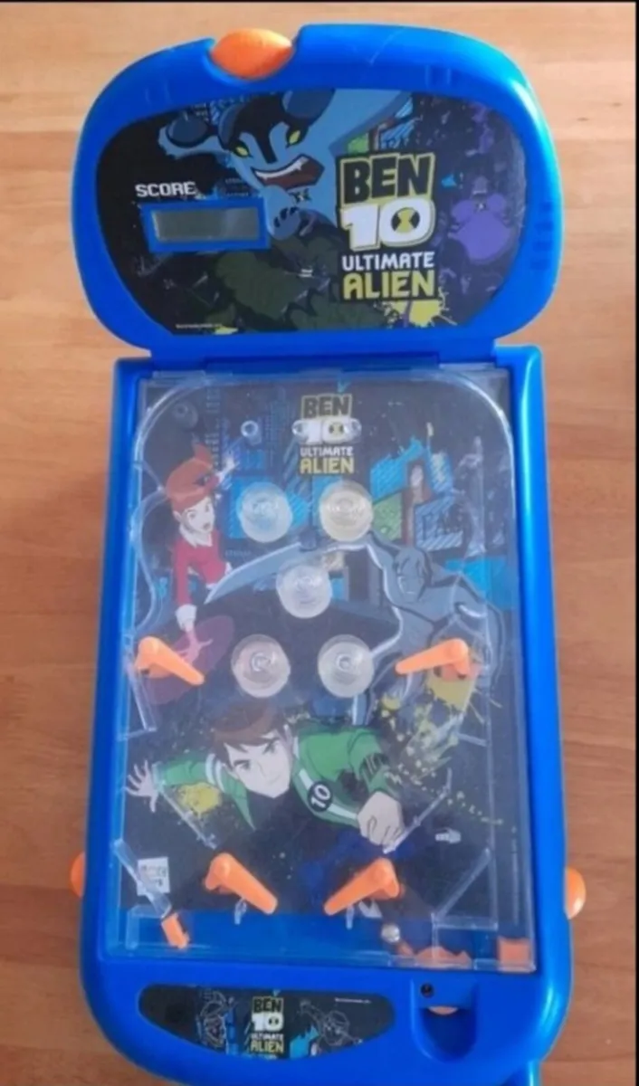 Ben 10 Ultimate Alien Pinball game - Image 1