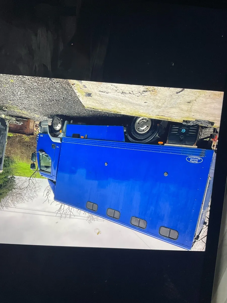 Horse lorry - Image 3