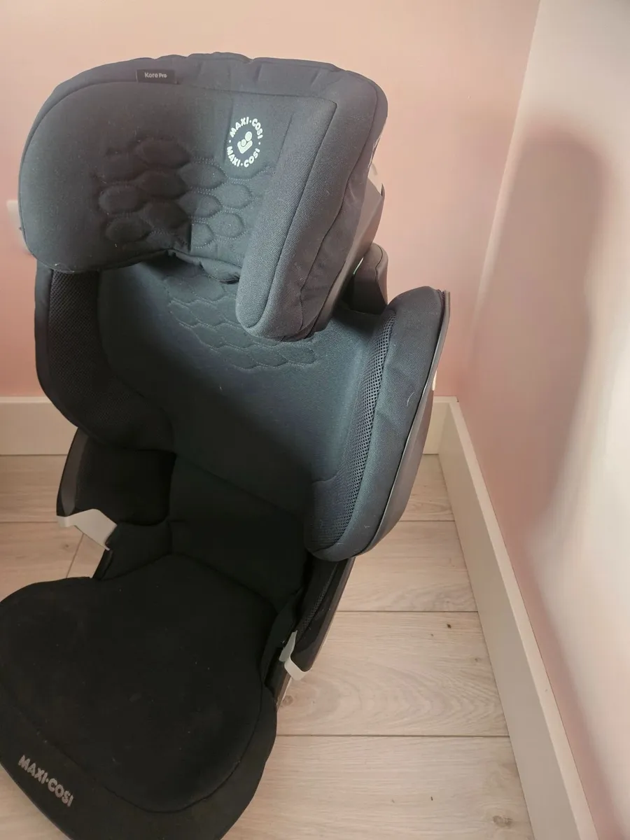 Car Seat age 4 - 9 - Image 2