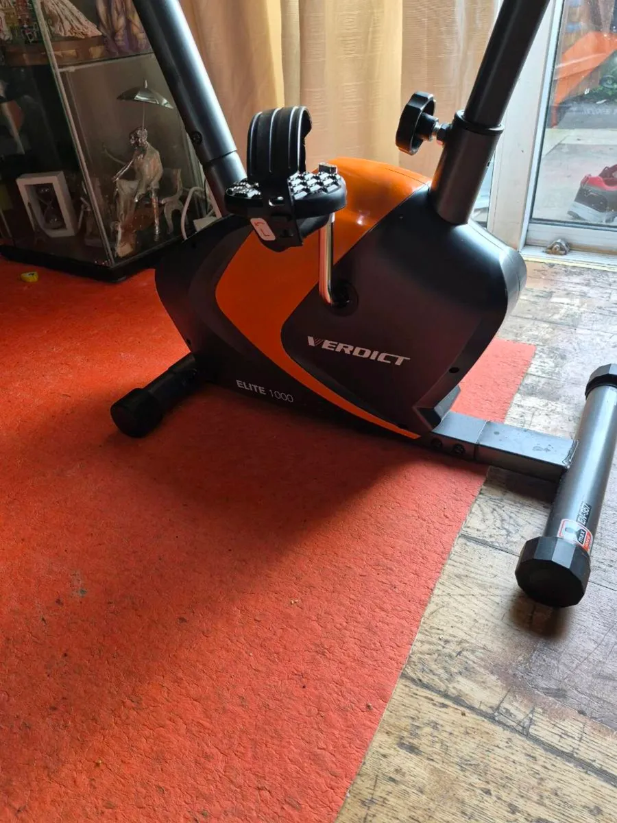 Exercise bike - Image 1
