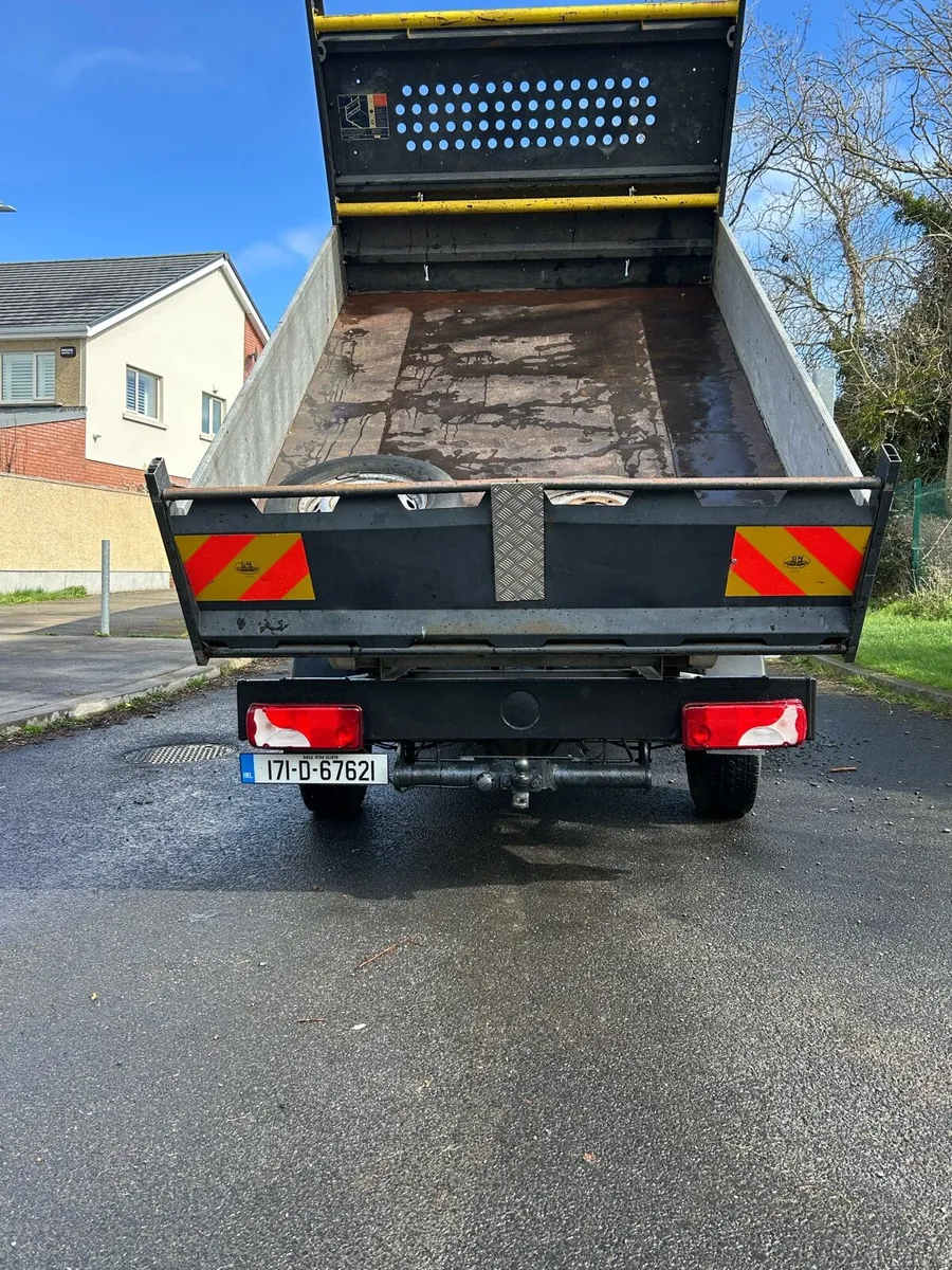 2017 Mercedes Sprinter Tipper - Image 2