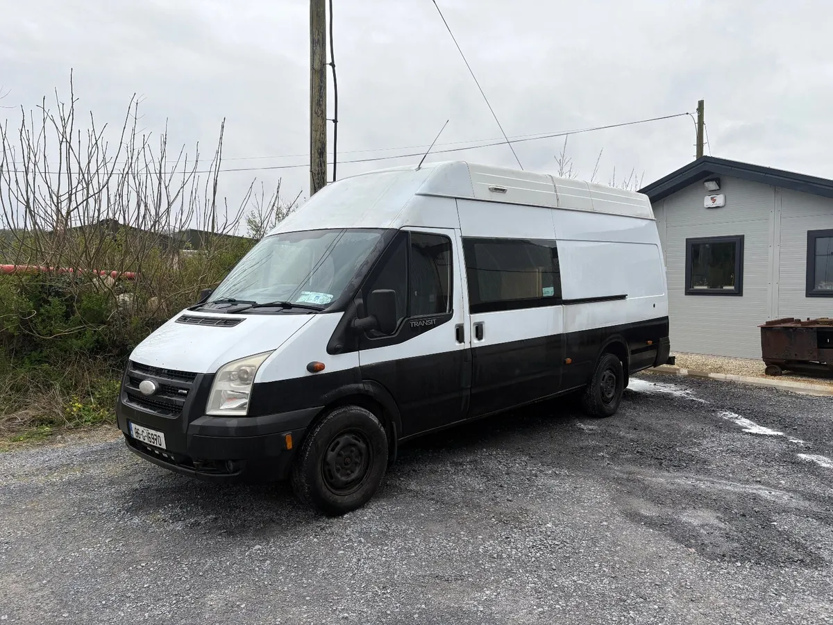 Ford Transit Camper 2006 - Image 1