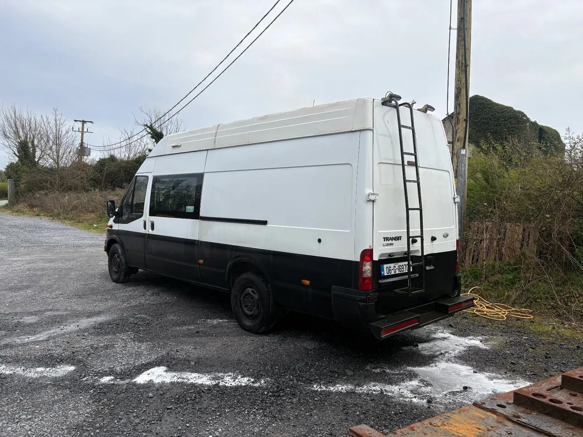 Ford Transit Camper 2006 - Image 2