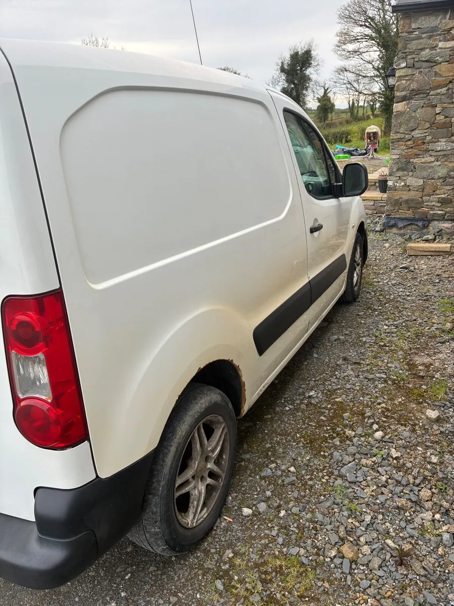 Peugeot Partner 2011 - Image 4