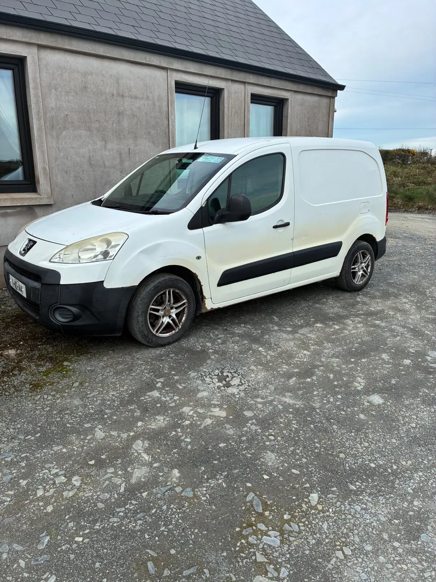 Peugeot Partner 2011 - Image 1