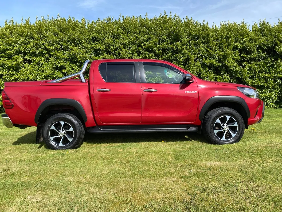 Toyota Hilux 2019 - Image 3
