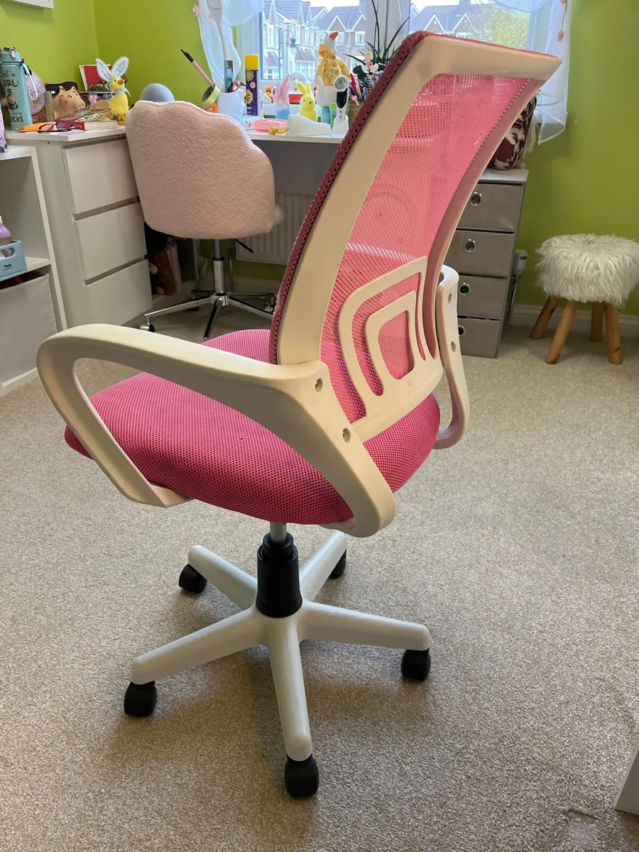 Desk chair for Girl. - Image 2