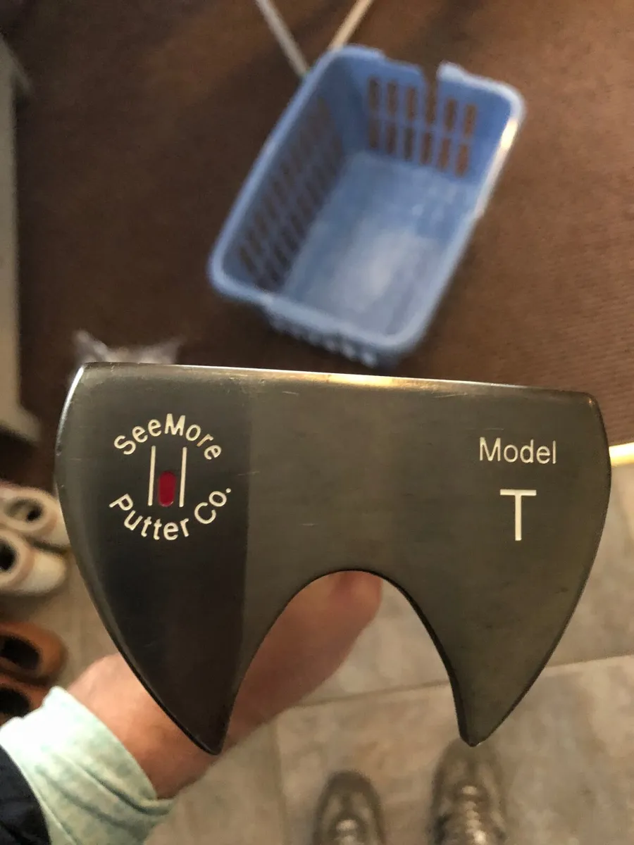 Golf putter - Image 1