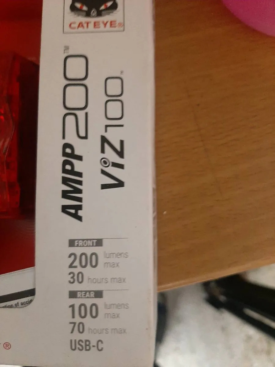 Bike lights cateye ampp 200 new - Image 2