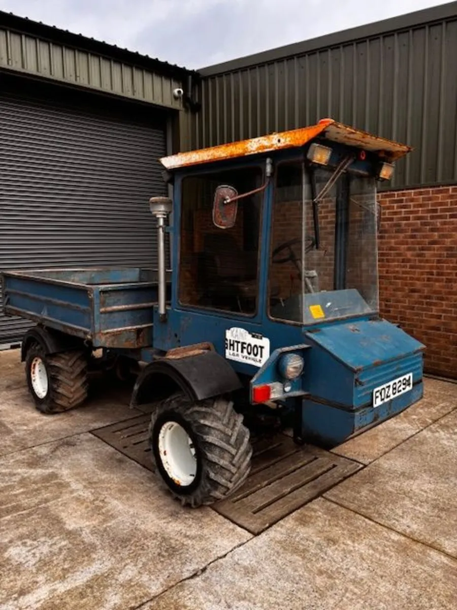 KANE LIGHTFOOT - Image 2