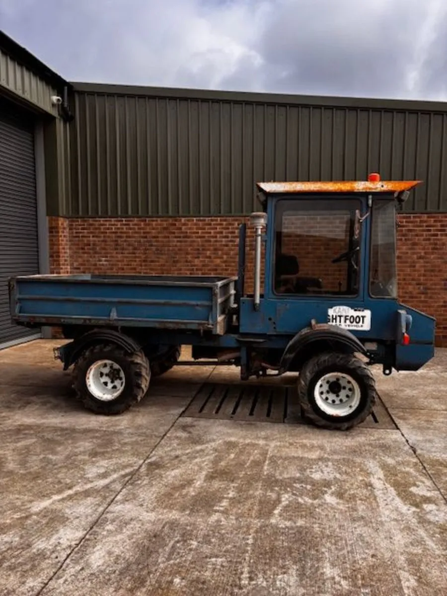 KANE LIGHTFOOT - Image 3