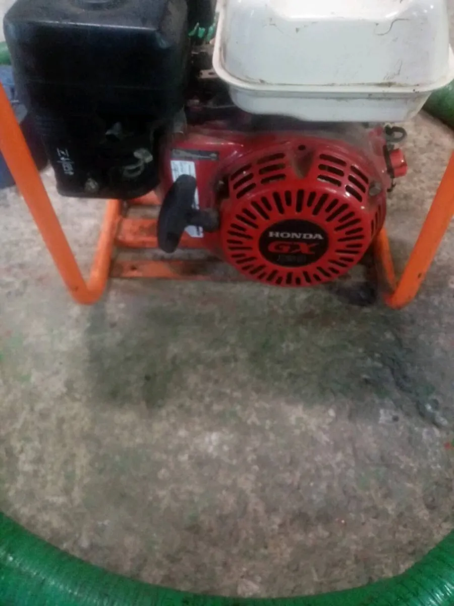 Water pump - Image 2