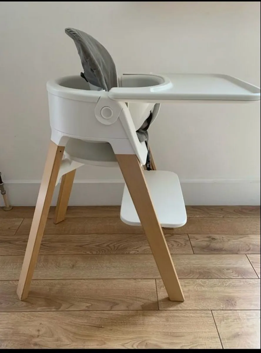 Stokke steps high chair and junior chair - Image 3