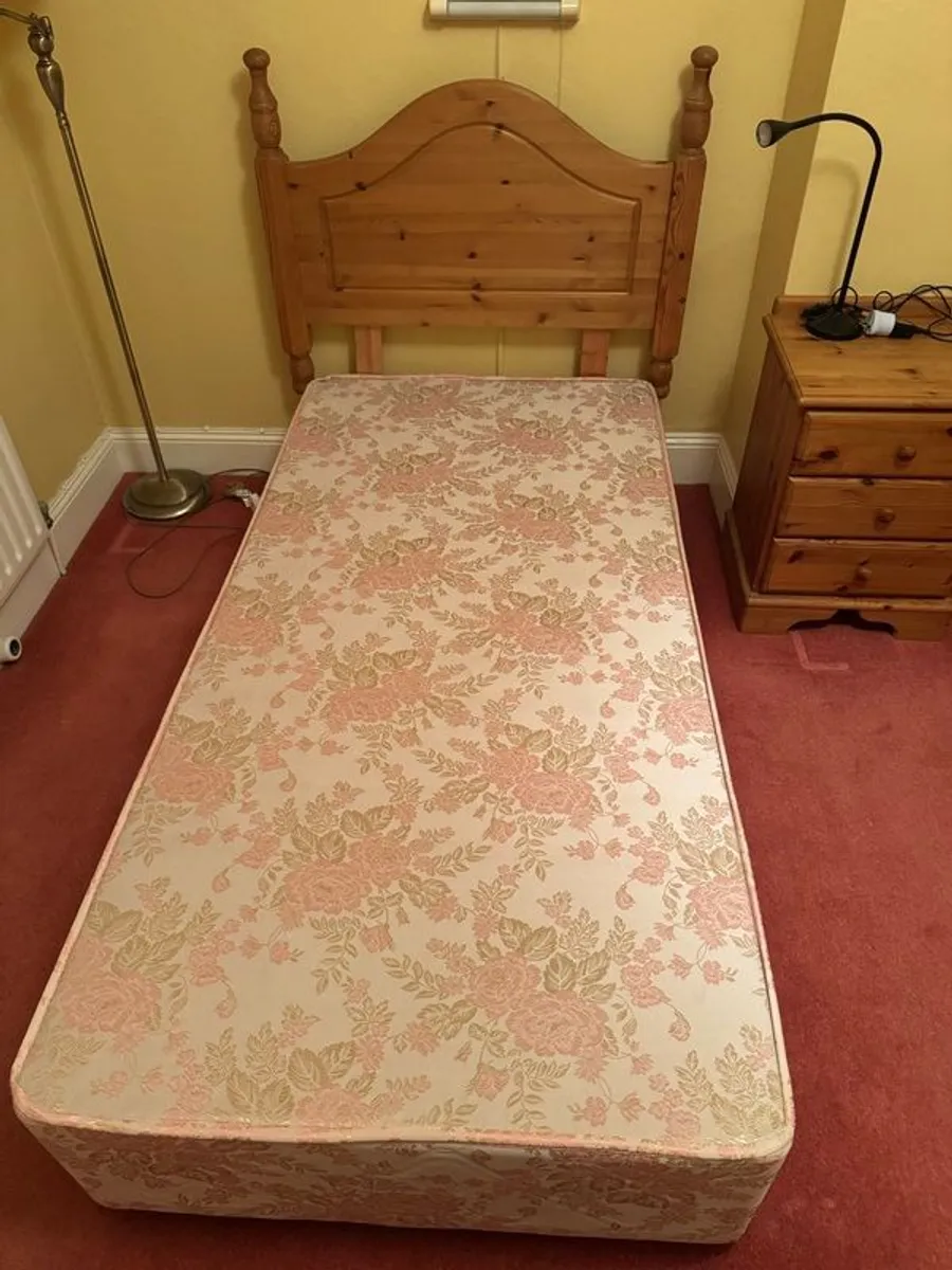 Single bed base and headboard - Image 3